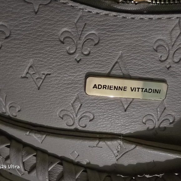 Adrienne Vittadini Taupe Marseille Embossed Hobo New With Twilly Charm - Picture 3 of 15